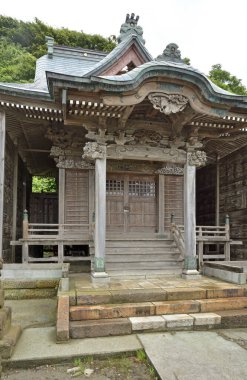 Japonya 'daki tapınağın manzarası. Geleneksel Japon mimari kavramı