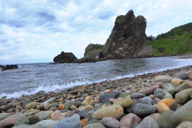 Deniz kıyısının güzel manzarası