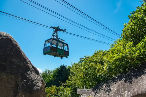 Cable Car Mountains Blue Sky — Stock Photo, Image