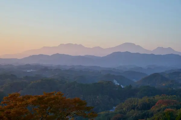 Prachtige Zonsondergang Boven Bergen Azië Landschap — Stockfoto