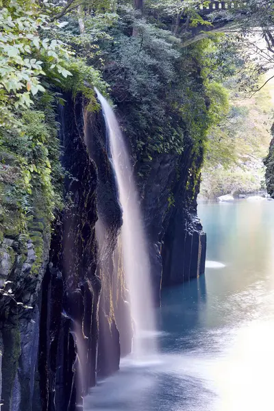 Beautiful Mountain Waterfall View — Stock Photo, Image