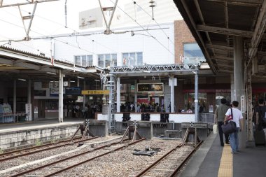 Tren istasyonu Tokyo, Japonya