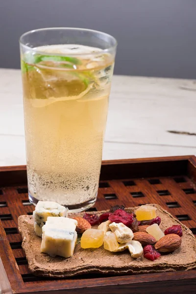 Glass Fresh Ice Lemon Table — Stock Photo, Image