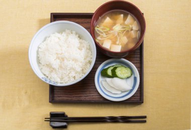 Geleneksel Japon yemekleri, yakın çekim manzarası.