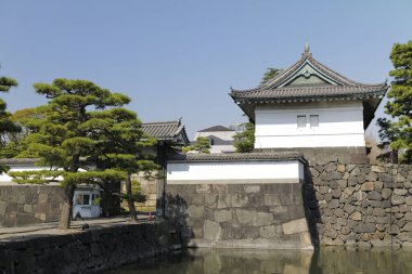 Tokyo İmparatorluk Sarayı 'ndaki Sakurada Kapısı, Tokyo, Japonya. Edo Kalesi 'nin Kapısı