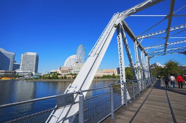 Minato Mirai 21 Marina (d. 21, Minato Mirai Nijichi), Japonya 'nın Yokohama şehrinin merkezi ticaret bölgesi.