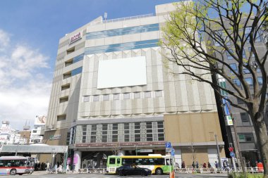 Japon kentinin gündüz kentsel mimari görüşü