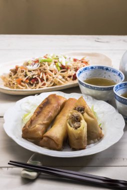 Mısır gevreği, Çin böreği, Asya yemeği. 