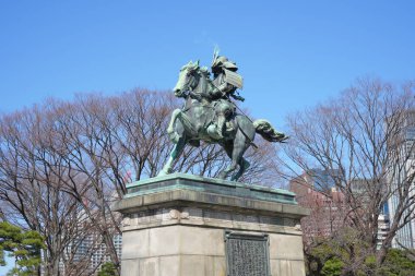 Kokyogaien, Chiyoda City, Tokyo, Japonya 'daki Kusunoki Masashige Heykeli
