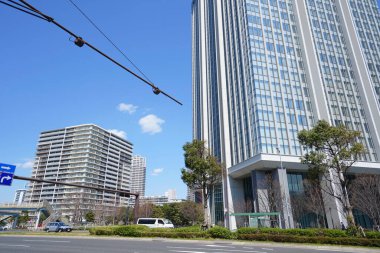 Gündüz Japon şehrinin modern mimarisi 