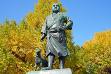 Saigo Takamori 'nin heykeli Ueno Park, Japonya, Tokyo' nun güney girişinde.