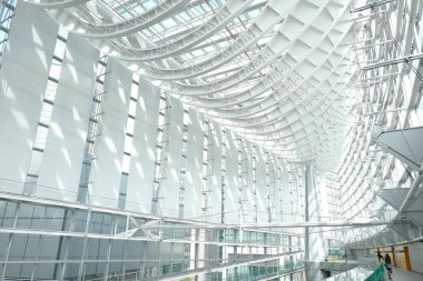 Tokyo Uluslararası Forumunun İçi Chiyoda City, Tokyo, Japonya