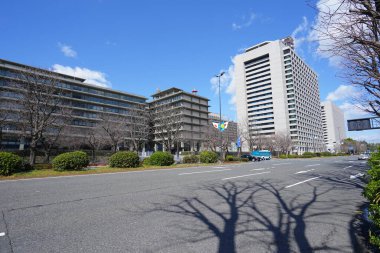 Kasumigaseki, Chiyoda-ku, Tokyo, Japonya 'daki Metropolitan Polis Merkezi binasının görüntüsü
