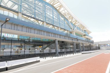 Takanawa Gateway İstasyonu, Minato, Tokyo, Japonya 'daki tren istasyonu.