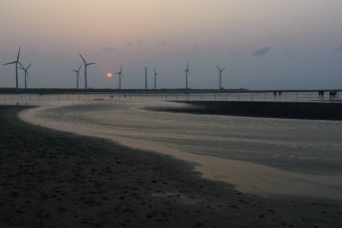 Rüzgar türbinleri. sürdürülebilir güç enerjisi 