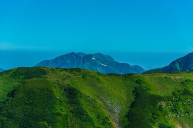 Dağların güzel manzarası 