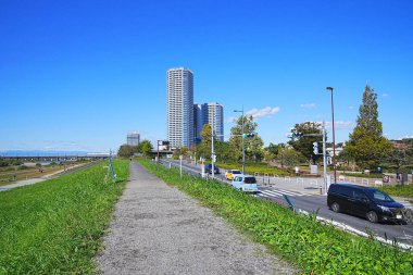 Tokyo şehir manzarası güneşli bir günde, Japonya 