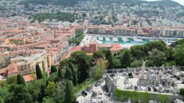 Güzel Cte d 'Azur (Fransız Rivierası), Nice Drone View' in Skyline 'ı. Temmuz 2023 'te 4K' da yapıldı.