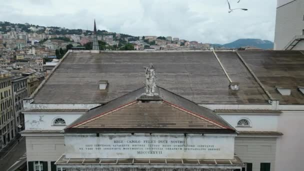 热那亚市中心位于意大利热那亚的Drone View 2023年7月在4K生产 — 图库视频影像