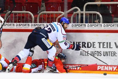 DUESSELDORF, Almanya - 25 Ekim 2022 Hokey maçı DEL Dusseldorfer EG - Icebaeren Berlin