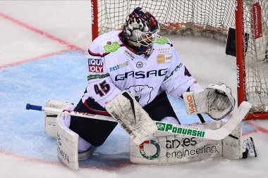 DUESSELDORF, Almanya - 25 Ekim 2022 Hokey maçı DEL Dusseldorfer EG - Icebaeren Berlin