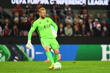 GERÇEK, COLOGNE - 3 Kasım 2022: Kasper Schmeichel. UEFA Avrupa Konferans Ligi 1. FC Koeln - RHEIN Enerji Stadyumu 'nda OGC Nthe