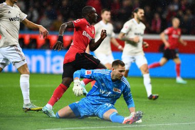 LEVERKUSEN, ALMANY - 06.11.22: saldırıda Moussa Diaby. Bundesliga FC Bayer 04 Leverkusen 1 'e karşı. Bayarena 'daki FC Union
