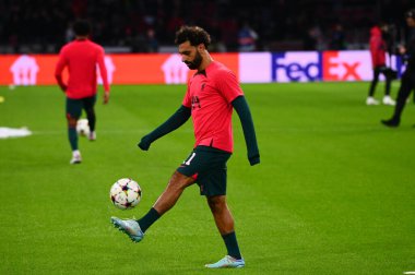 NETHERLANDS, AMSTERDAM - 26 Ekim 2022: Muhammed Salah. UEFA Şampiyonlar Ligi maçı Ajax Liverpool 'a karşı