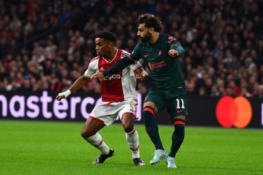 NETHERLANDS, AMSTERDAM - 26 Ekim 2022: Muhammed Salah. UEFA Şampiyonlar Ligi maçı Ajax Liverpool 'a karşı