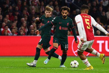 NETHERLANDS, AMSTERDAM - 26 Ekim 2022: Muhammed Salah. UEFA Şampiyonlar Ligi maçı Ajax Liverpool 'a karşı