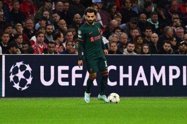 NETHERLANDS, AMSTERDAM - 26 Ekim 2022: Muhammed Salah. UEFA Şampiyonlar Ligi maçı Ajax Liverpool 'a karşı