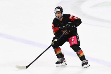 KREFELD, Almanya - 10 Kasım 2022 ZERBART Luca. Deutschland Kupası 2022, Almanya - Yayla-Arena 'da Danimarka 