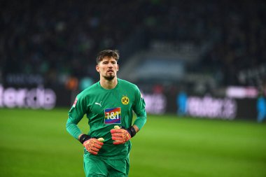 MOENCHENGLADBACH, ALMANY - 11 Kasım 2022: Gregor Kobel. Bundesliga Borussia Moenchengladbach - Borussia Dortmund futbol karşılaşması