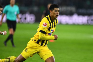 MENCHENGLADBACH, ALMANY - 11 Kasım 2022 Jude Bellingham. Bundesliga Borussia Moenchengladbach - Borussia Dortmund futbol karşılaşması