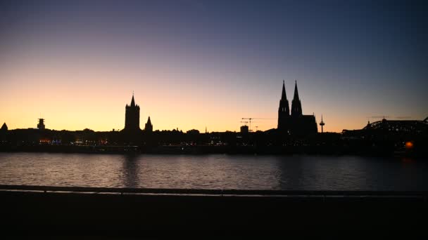 Silhouette Cologne Rathaus Cityscape Cologne Sunset — Stock video