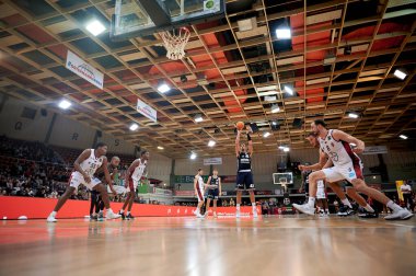 LEVERKUSEN, ALMANY 16 YIL 2022 BARMER 2. Basketbol Bundesliga 'sı. Basketbol maçı Bayer Giants Leverkusen Medipolis SC Jena 'ya karşı
