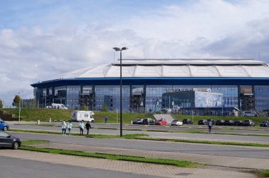 GELSENKIRCHEN, GERMANY - 2 Ekim 2022 Veltins Arena. Bundesliga FC Schalke 04 - Augsburg futbol karşılaşması