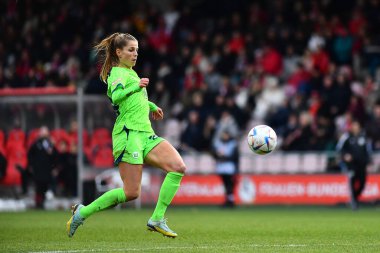 GERÇEK, COLOGNE - 27 YIL 2022 Tabea Wassmuth. Bayanlar Bundesliga 1.FC Koeln Frauen-VfL Wolfsburg Frauen maçı