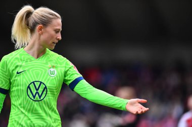 ALMANY, COLOGNE - 27 YIL 2022: Rebecka Blomqvist. Bayanlar Bundesliga 1.FC Koeln Frauen-VfL Wolfsburg Frauen maçı