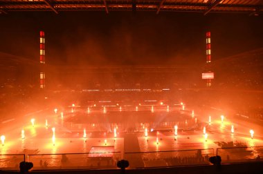 3 ARALIK 2022 Rhein-Energie Stadyumu. Kış Oyunu. Hokey maçı DEL Koelner Haie - Adler Mannheim