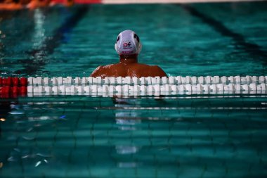 DUISBURG, Almanya - 07 Aralık 2022: 1 Waterpolo maçı. Bundesliga Vorrunde A ASC Duisburg vs Wfr. Spandau 04