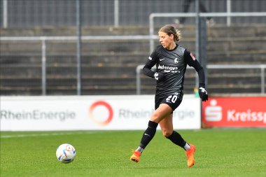 GERÇEK, COLOGNE - 11 ARALIK 2022 Jana Vojtekova. Bayanlar Bundesliga 1.FC Koeln-SC Freiburg maçı