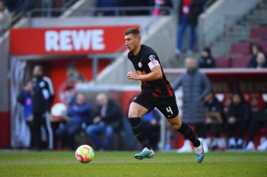 COLOGNE, ALMANY - 04.02.23 Willi Orban. Maç 1 'de. Bundesliga 1.FC Koeln RB Leipzig 'e karşı RHEIN ENERGIE STADION