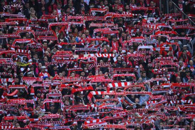 COLOGNE, ALMANY - 04.02.23: 1 maç. Bundesliga 1.FC Koeln RB Leipzig 'e karşı RHEIN ENERGIE STADION