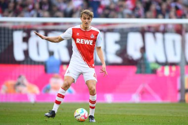 COLOGNE, ALMANY - 04.02.23 Timo Huebers. Maç 1 'de. Bundesliga 1.FC Koeln RB Leipzig 'e karşı RHEIN ENERGIE STADION