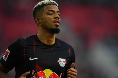 COLOGNE, ALMANY - 04.02.23 Benjamin Henrichs. Maç 1 'de. Bundesliga 1.FC Koeln RB Leipzig 'e karşı RHEIN ENERGIE STADION