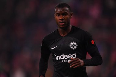 COLOGNE, Almanya - 12.02.23 Evan Ndicka. Maç 1 'de. Bundesliga 1. FC Koeln Eintracht Frankfurt 'a karşı Rhein Enerji Stadyumu