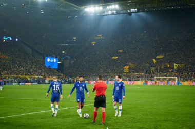 DORTMUND, GERMANY - 15.02.23: SIGNAL IDUNA PARK 'ta UEFA Şampiyonlar Ligi Borussia Dortmund FC Chelsea' ye karşı