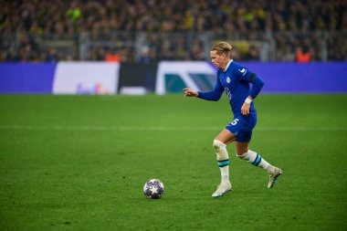 DORTMUND, GERMANY - 15.02.23: Mykhailo Mudryk during The match of match UEFA Champion League Borussia Dortmund vs FC Chelsea at SIGNAL IDUNA PARK