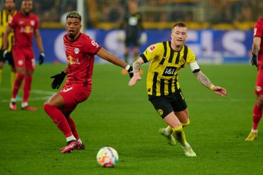 GERMANY, DORTMUND - 3 Mart 2023: Bundesliga Borussia Dortmund 'un Signal Iduna Park' taki RB Leipzig 'e karşı maçı